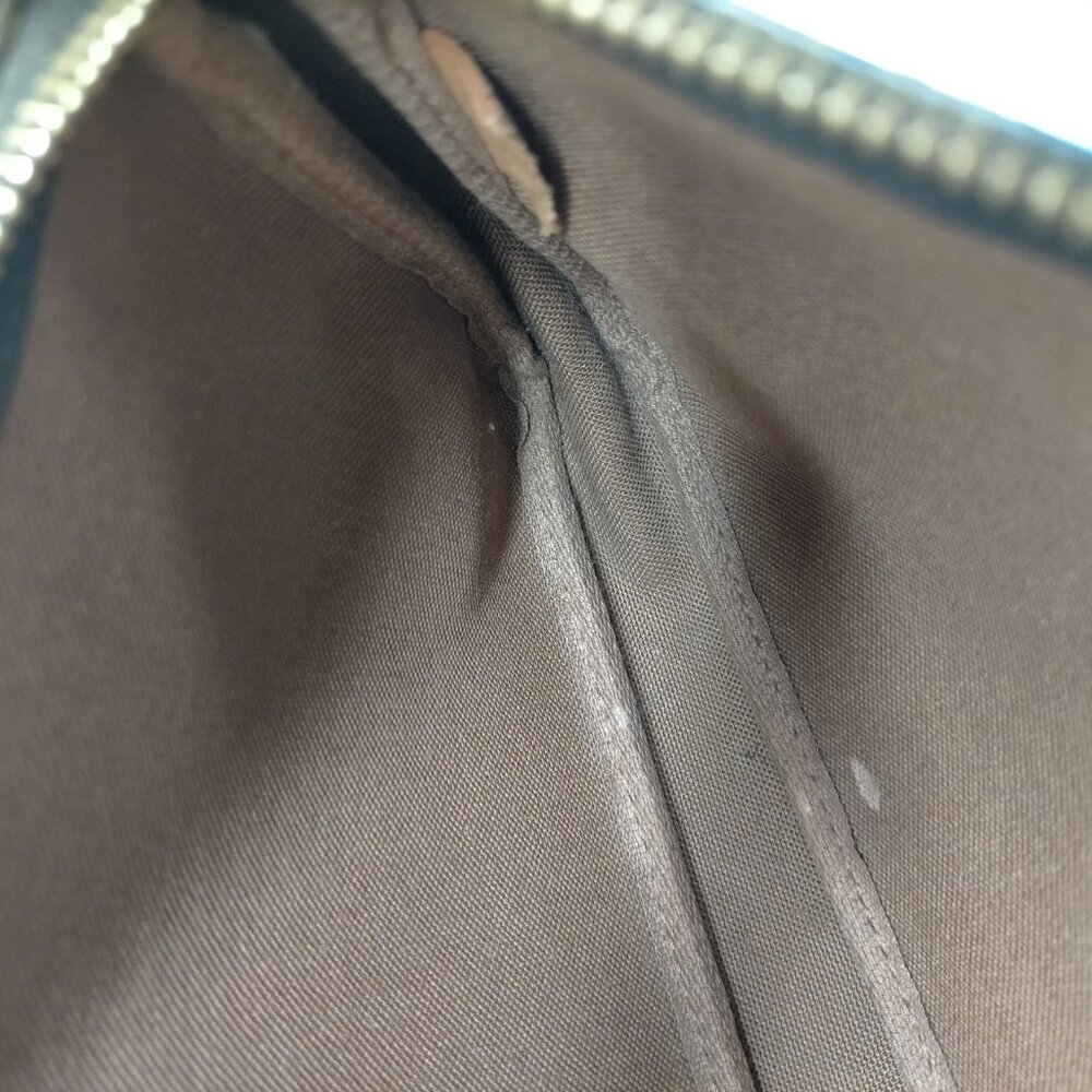 Authentic Louis Vuitton Pochette Accessories Monogram Shoulder Bag mn613-030726 - Picture 16 of 16